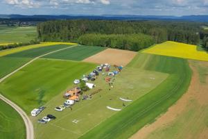 Motorschirm-Fly-In	